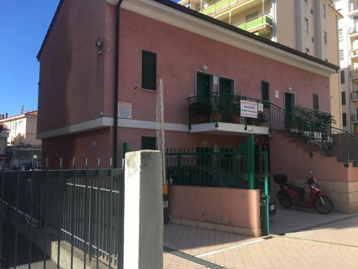 Villamareblu Ventimiglia 0*,