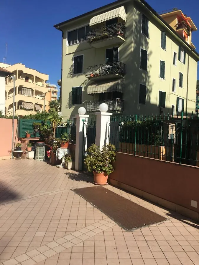 Villamareblu Ventimiglia Italien